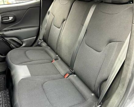 Серый Джип Ренегат, объемом двигателя 2.36 л и пробегом 81 тыс. км за 13700 $, фото 15 на Automoto.ua