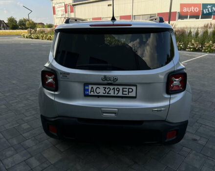 Серый Джип Ренегат, объемом двигателя 2.36 л и пробегом 86 тыс. км за 13700 $, фото 6 на Automoto.ua