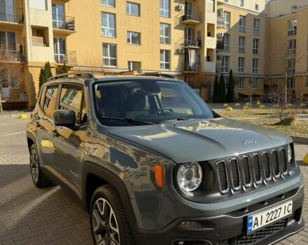 Серый Джип Ренегат, объемом двигателя 2.36 л и пробегом 99 тыс. км за 13000 $, фото 14 на Automoto.ua