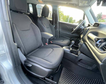 Серый Джип Ренегат, объемом двигателя 2.4 л и пробегом 50 тыс. км за 14900 $, фото 28 на Automoto.ua