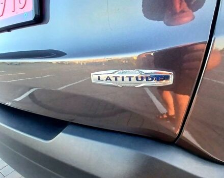 Серый Джип Ренегат, объемом двигателя 2.4 л и пробегом 60 тыс. км за 14000 $, фото 2 на Automoto.ua