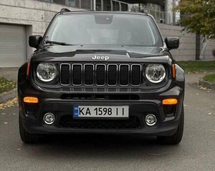 Серый Джип Ренегат, объемом двигателя 2.36 л и пробегом 171 тыс. км за 13499 $, фото 1 на Automoto.ua