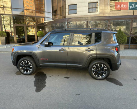 Джип Ренегат 2019 в Одессе на Automoto.ua Серый Джип Ренегат, объемом двигателя 1.33 л и пробегом 38 тыс. км за 19500 $, фото 33 на Automoto.ua