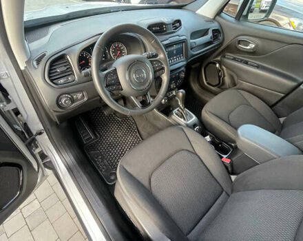 Серый Джип Ренегат, объемом двигателя 2.4 л и пробегом 50 тыс. км за 14900 $, фото 9 на Automoto.ua