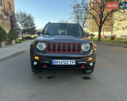 Джип Ренегат 2019 в Одессе на Automoto.ua Серый Джип Ренегат, объемом двигателя 1.33 л и пробегом 38 тыс. км за 19500 $, фото 10 на Automoto.ua