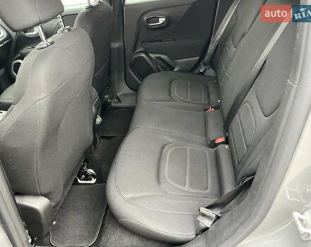 Сірий Джип Ренегат, об'ємом двигуна 2.4 л та пробігом 58 тис. км за 16500 $, фото 46 на Automoto.ua