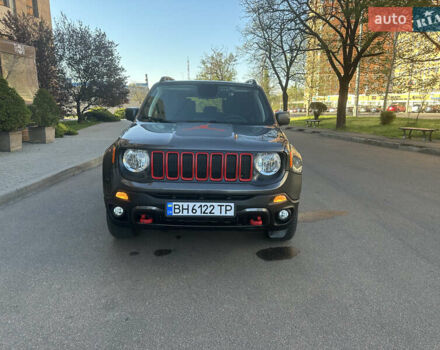 Джип Ренегат 2019 в Одессе на Automoto.ua Серый Джип Ренегат, объемом двигателя 1.33 л и пробегом 38 тыс. км за 19500 $, фото 37 на Automoto.ua