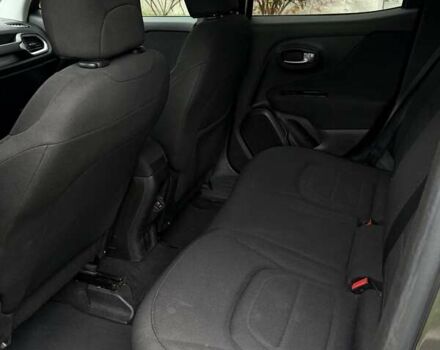 Серый Джип Ренегат, объемом двигателя 2.36 л и пробегом 171 тыс. км за 13499 $, фото 12 на Automoto.ua