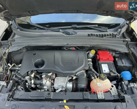 Серый Джип Ренегат, объемом двигателя 1.33 л и пробегом 58 тыс. км за 19999 $, фото 28 на Automoto.ua