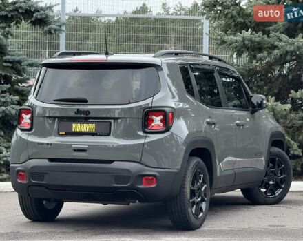 Сірий Джип Ренегат, об'ємом двигуна 2.4 л та пробігом 79 тис. км за 15500 $, фото 16 на Automoto.ua
