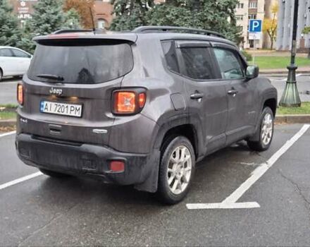 Джип Ренегат 2020 в Киеве на Automoto.ua Серый Джип Ренегат, объемом двигателя 2.36 л и пробегом 45 тыс. км за 17700 $, фото 2 на Automoto.ua