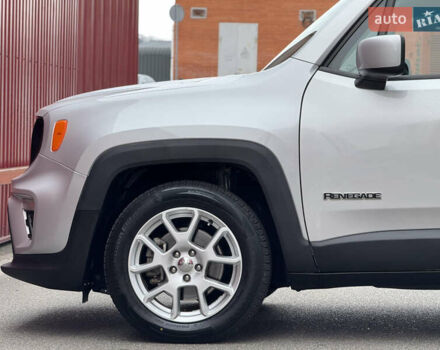 Серый Джип Ренегат, объемом двигателя 2.4 л и пробегом 89 тыс. км за 14500 $, фото 11 на Automoto.ua