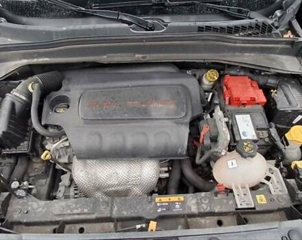 Джип Ренегат 2020 в Киеве на Automoto.ua Серый Джип Ренегат, объемом двигателя 2.36 л и пробегом 45 тыс. км за 17700 $, фото 10 на Automoto.ua