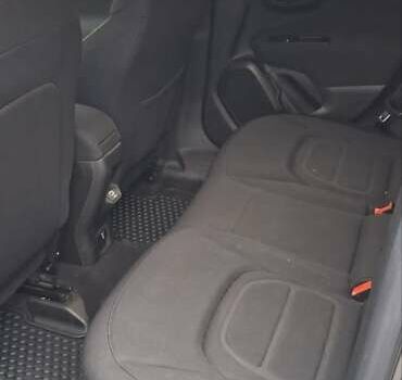 Джип Ренегат 2020 в Киеве на Automoto.ua Серый Джип Ренегат, объемом двигателя 2.36 л и пробегом 45 тыс. км за 17700 $, фото 5 на Automoto.ua