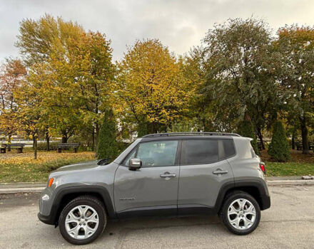 Джип Ренегат 2020 в Киеве на Automoto.ua Серый Джип Ренегат, объемом двигателя 1.33 л и пробегом 57 тыс. км за 18000 $, фото 12 на Automoto.ua