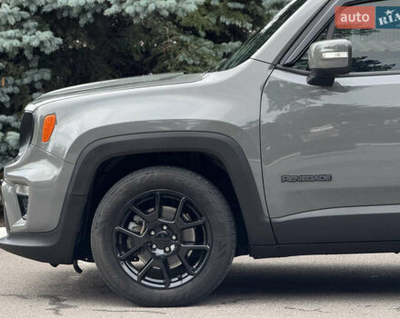Сірий Джип Ренегат, об'ємом двигуна 2.4 л та пробігом 79 тис. км за 15500 $, фото 9 на Automoto.ua