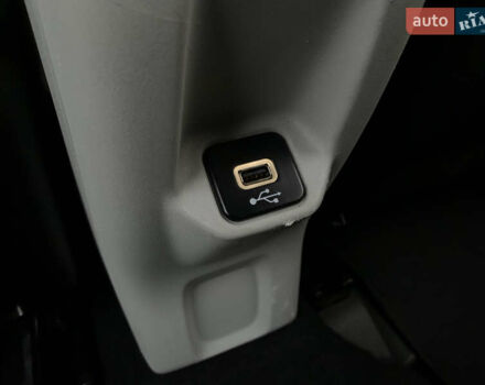 Серый Джип Ренегат, объемом двигателя 2.4 л и пробегом 95 тыс. км за 13499 $, фото 52 на Automoto.ua