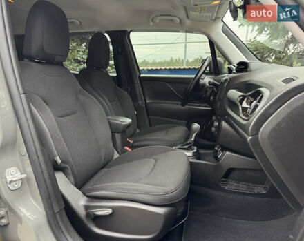 Сірий Джип Ренегат, об'ємом двигуна 2.4 л та пробігом 79 тис. км за 15500 $, фото 28 на Automoto.ua