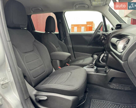 Серый Джип Ренегат, объемом двигателя 2.4 л и пробегом 89 тыс. км за 14500 $, фото 33 на Automoto.ua