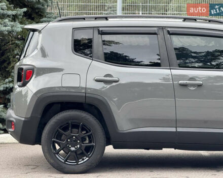 Сірий Джип Ренегат, об'ємом двигуна 2.4 л та пробігом 79 тис. км за 15500 $, фото 7 на Automoto.ua