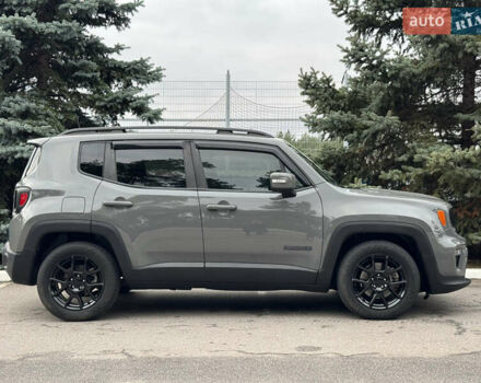 Сірий Джип Ренегат, об'ємом двигуна 2.4 л та пробігом 79 тис. км за 15500 $, фото 5 на Automoto.ua