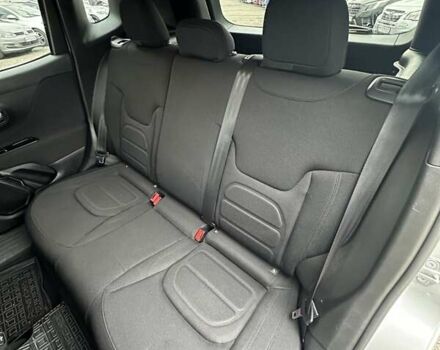 Серый Джип Ренегат, объемом двигателя 2.4 л и пробегом 17 тыс. км за 16200 $, фото 15 на Automoto.ua