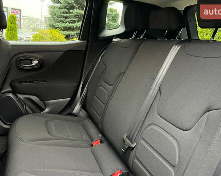 Серый Джип Ренегат, объемом двигателя 2.4 л и пробегом 46 тыс. км за 15800 $, фото 22 на Automoto.ua