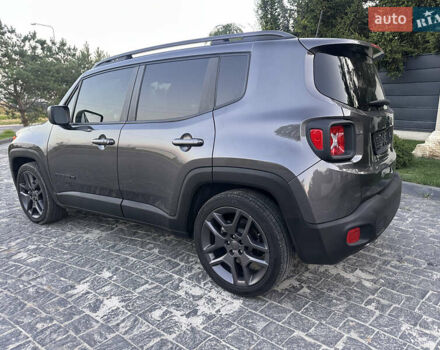 Серый Джип Ренегат, объемом двигателя 2.4 л и пробегом 70 тыс. км за 16700 $, фото 4 на Automoto.ua