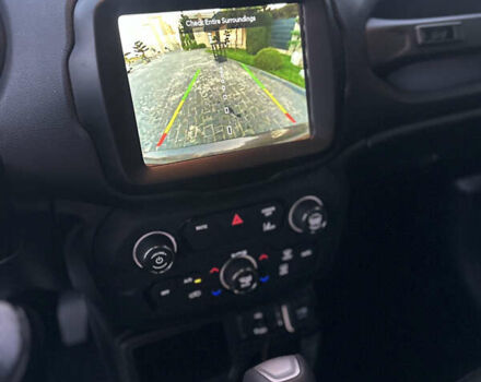 Серый Джип Ренегат, объемом двигателя 2.4 л и пробегом 70 тыс. км за 16700 $, фото 25 на Automoto.ua