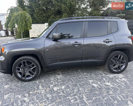 Серый Джип Ренегат, объемом двигателя 2.4 л и пробегом 70 тыс. км за 16700 $, фото 3 на Automoto.ua