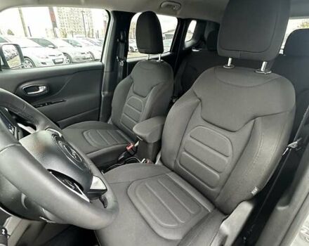 Серый Джип Ренегат, объемом двигателя 2.4 л и пробегом 17 тыс. км за 16200 $, фото 14 на Automoto.ua