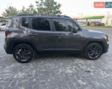 Серый Джип Ренегат, объемом двигателя 2.4 л и пробегом 70 тыс. км за 16700 $, фото 7 на Automoto.ua