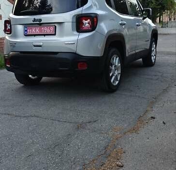 Сірий Джип Ренегат, об'ємом двигуна 2.4 л та пробігом 34 тис. км за 15800 $, фото 2 на Automoto.ua