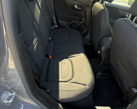 Серый Джип Ренегат, объемом двигателя 2.4 л и пробегом 57 тыс. км за 18490 $, фото 19 на Automoto.ua