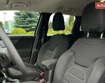 Серый Джип Ренегат, объемом двигателя 2.4 л и пробегом 46 тыс. км за 15800 $, фото 8 на Automoto.ua