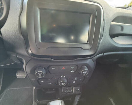 Серый Джип Ренегат, объемом двигателя 2.4 л и пробегом 45 тыс. км за 15300 $, фото 22 на Automoto.ua