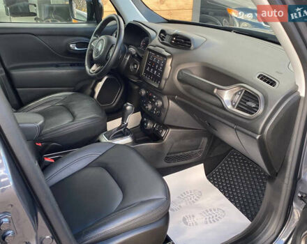 Серый Джип Ренегат, объемом двигателя 1.33 л и пробегом 55 тыс. км за 18900 $, фото 9 на Automoto.ua