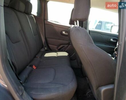 Серый Джип Ренегат, объемом двигателя 1.33 л и пробегом 22 тыс. км за 5100 $, фото 10 на Automoto.ua