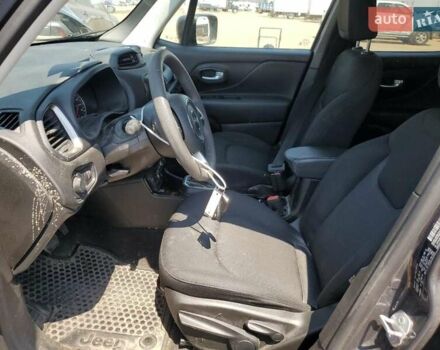 Серый Джип Ренегат, объемом двигателя 1.33 л и пробегом 22 тыс. км за 5100 $, фото 6 на Automoto.ua