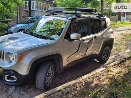 Серый Джип Ренегат, объемом двигателя 2.36 л и пробегом 93 тыс. км за 14000 $, фото 1 на Automoto.ua