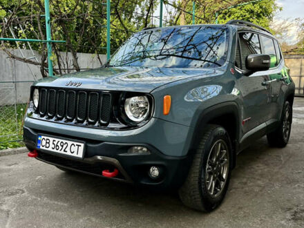 Джип Ренегат 2015 у Чернігові на Automoto.ua Сірий Джип Ренегат, об'ємом двигуна 2.36 л та пробігом 115 тис. км за 13800 $, фото 1 на Automoto.ua