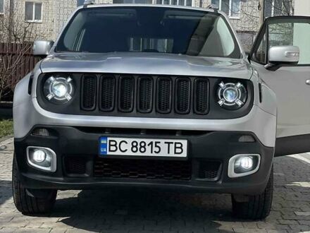 Джип Ренегат 2015 у Дрогобичі на Automoto.ua Сірий Джип Ренегат, об'ємом двигуна 2.36 л та пробігом 120 тис. км за 11300 $, фото 1 на Automoto.ua
