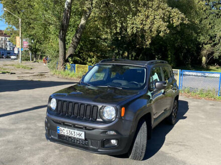 Джип Ренегат 2016 в Львове на Automoto.ua Серый Джип Ренегат, объемом двигателя 2.36 л и пробегом 160 тыс. км за 13900 $, фото 1 на Automoto.ua