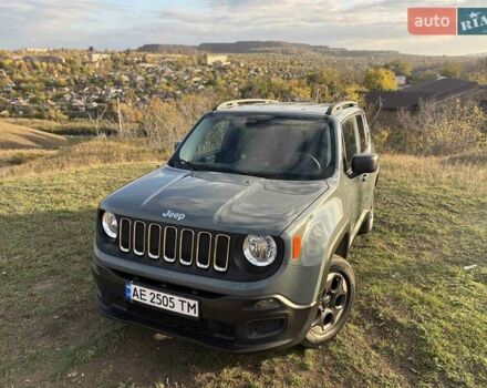 Джип Ренегат 2016 в Кривом Роге на Automoto.ua Серый Джип Ренегат, объемом двигателя 2.36 л и пробегом 146 тыс. км за 12850 $, фото 1 на Automoto.ua