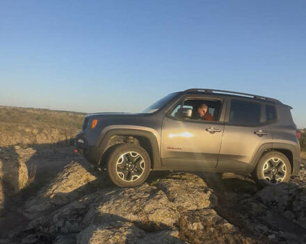 Сірий Джип Ренегат, об'ємом двигуна 2.36 л та пробігом 115 тис. км за 14700 $, фото 1 на Automoto.ua