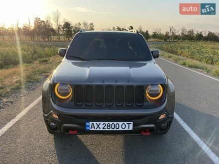 Джип Ренегат 2017 в Лозовой на Automoto.ua Серый Джип Ренегат, объемом двигателя 2.36 л и пробегом 105 тыс. км за 15000 $, фото 1 на Automoto.ua