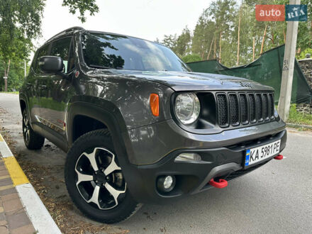 Джип Ренегат 2020 в Киеве на Automoto.ua Серый Джип Ренегат, объемом двигателя 1.33 л и пробегом 81 тыс. км за 18999 $, фото 1 на Automoto.ua