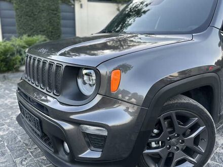 Серый Джип Ренегат, объемом двигателя 2.4 л и пробегом 70 тыс. км за 16700 $, фото 1 на Automoto.ua