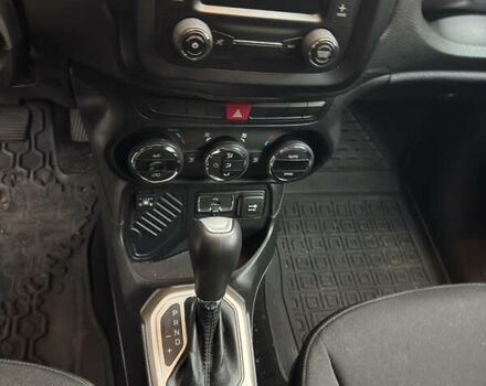 Синій Джип Ренегат, об'ємом двигуна 2.36 л та пробігом 155 тис. км за 12450 $, фото 7 на Automoto.ua