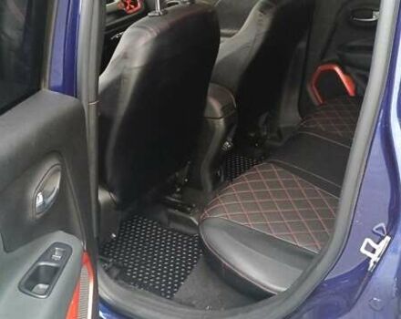 Синий Джип Ренегат, объемом двигателя 1.3 л и пробегом 45 тыс. км за 12400 $, фото 9 на Automoto.ua